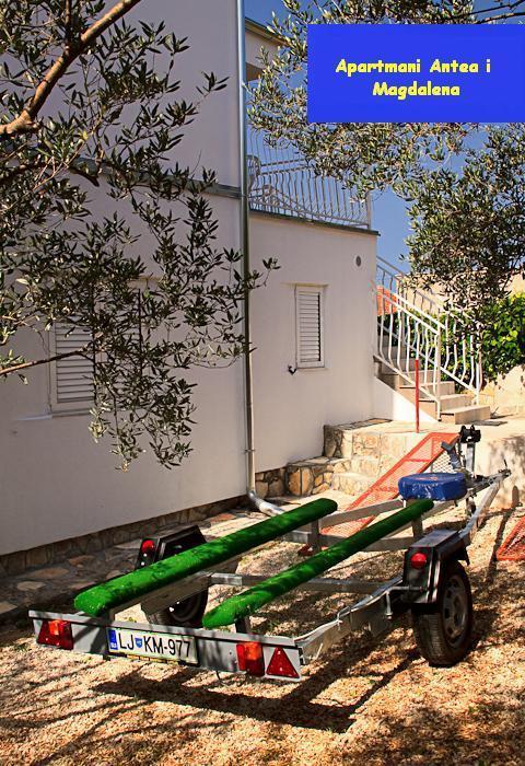 Apartments Antea & Magdalena Pirovac Bagian luar foto