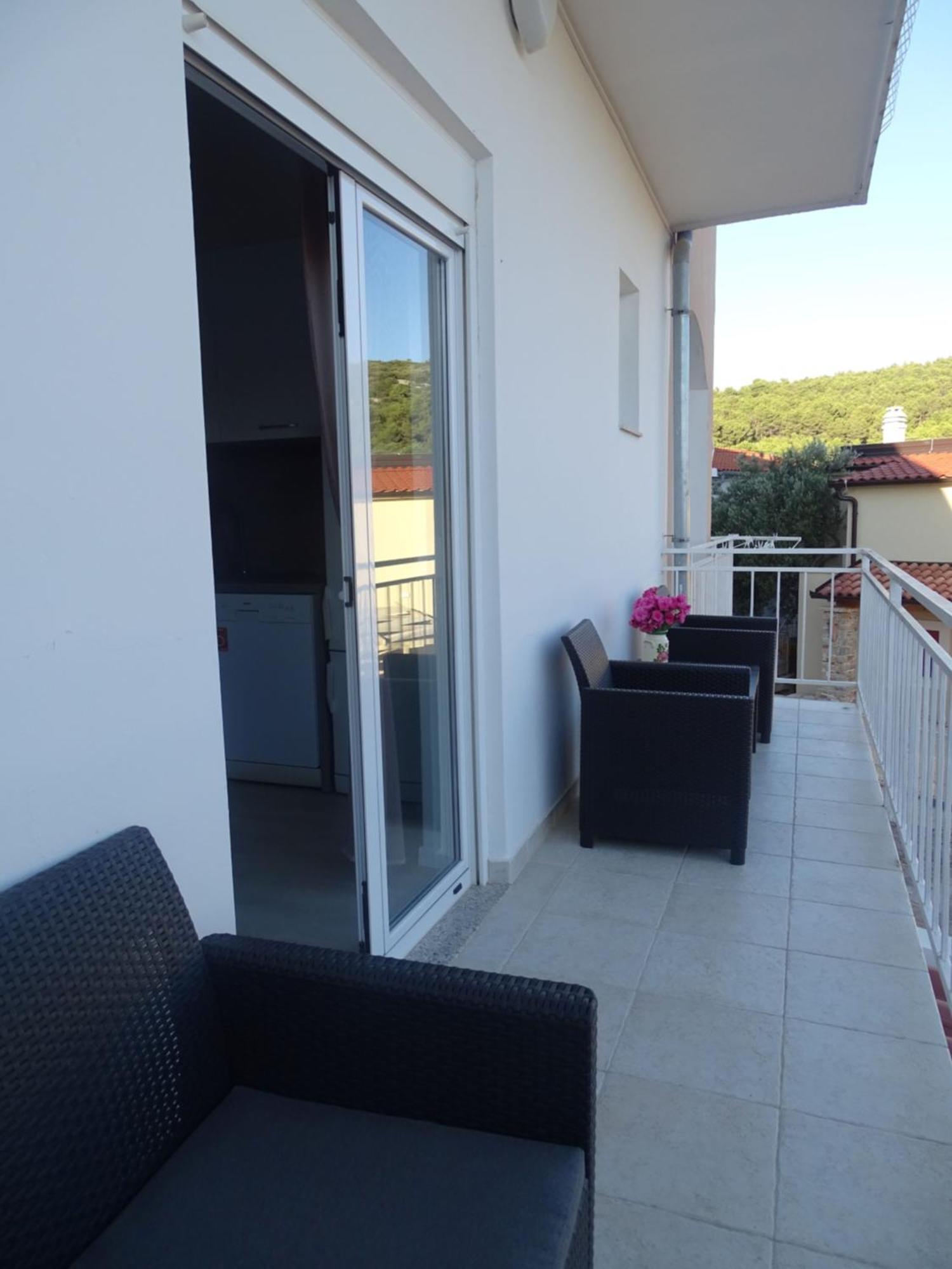 Apartments Antea & Magdalena Pirovac Bagian luar foto