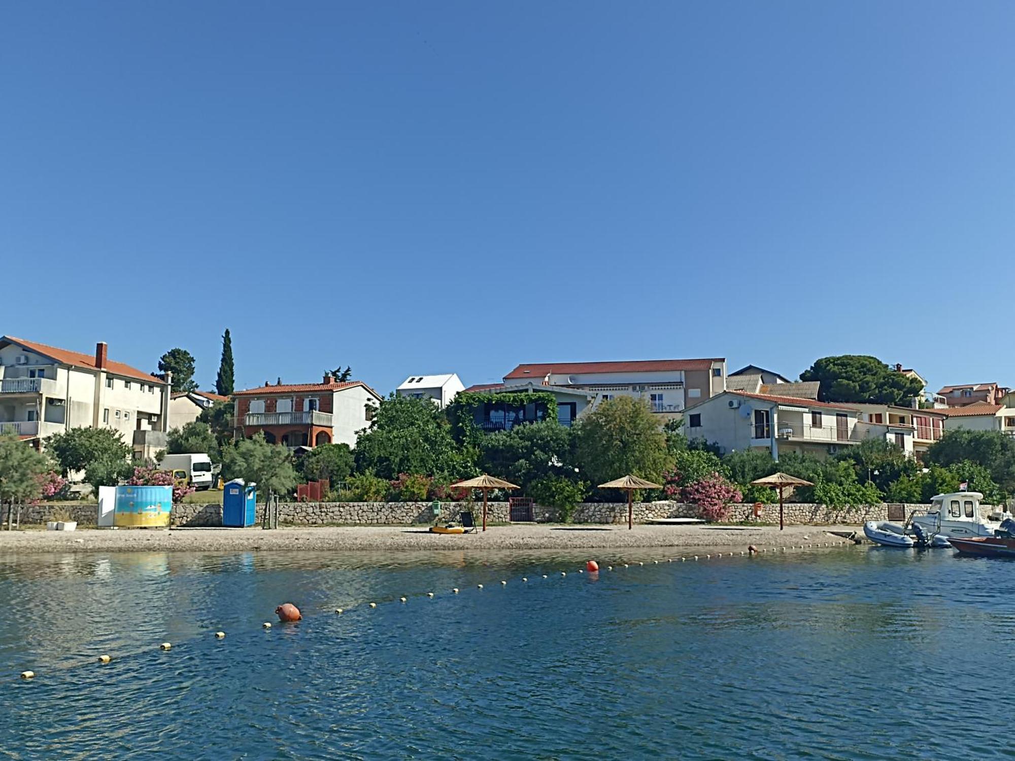 Apartments Antea & Magdalena Pirovac Bagian luar foto