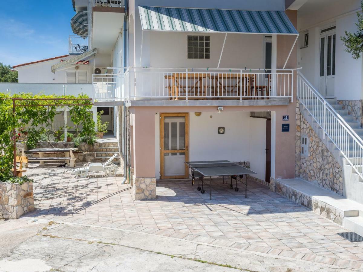 Apartments Antea & Magdalena Pirovac Bagian luar foto