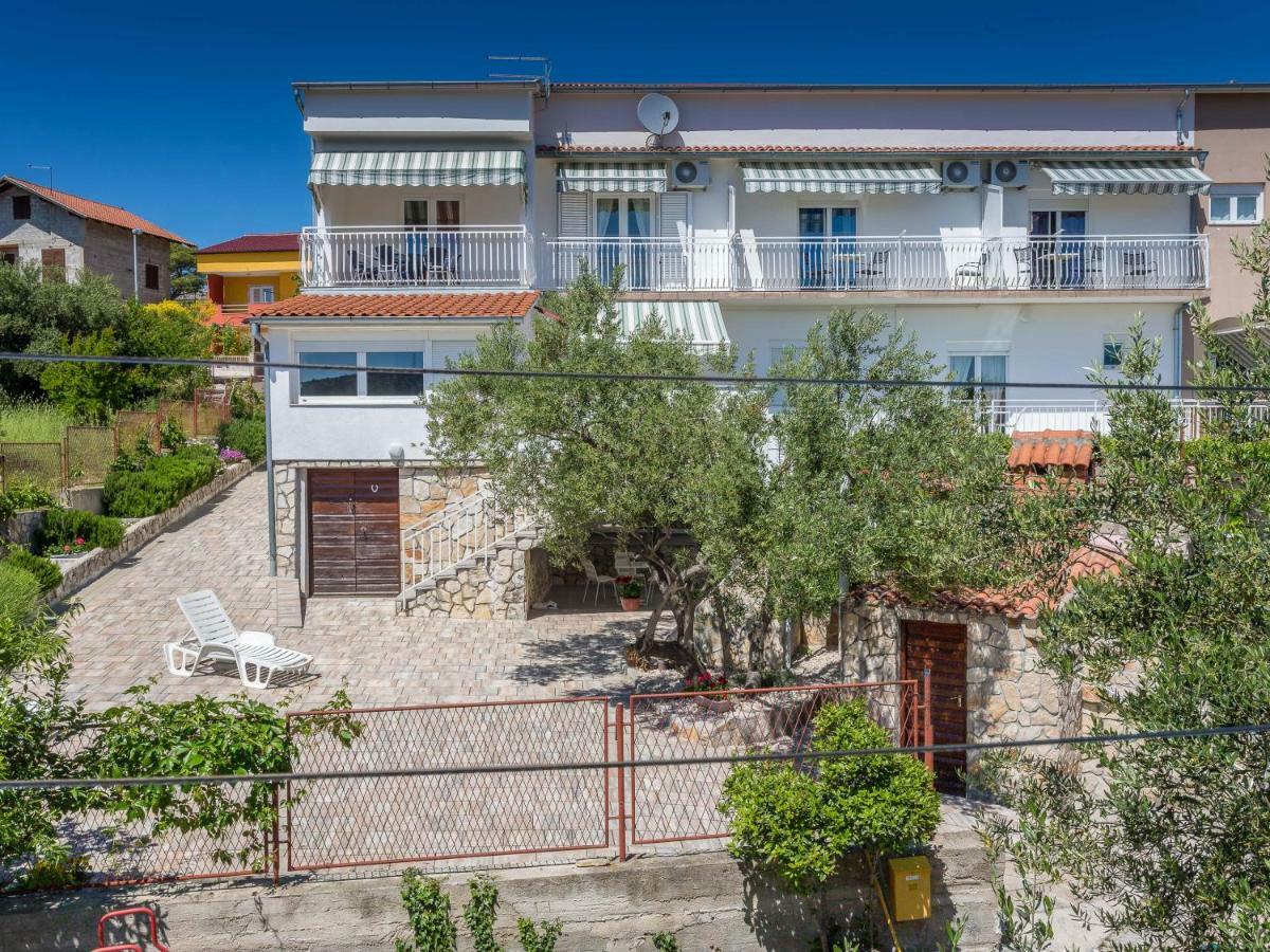 Apartments Antea & Magdalena Pirovac Bagian luar foto